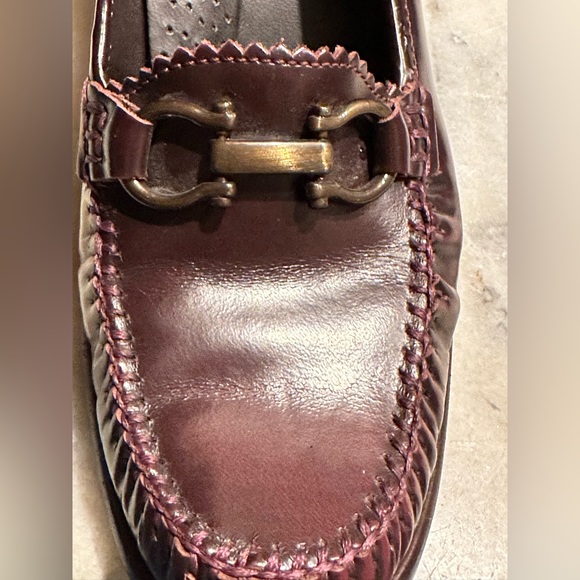 RSVP Burgundy Block Heel Copper Buckles Size 8/39 Great Condition Like New. - Picture 5 of 10